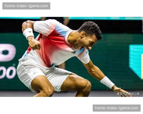 评论：男子+100公斤级格局生变，格鲁吉亚小将连胜三巨头引发的思考